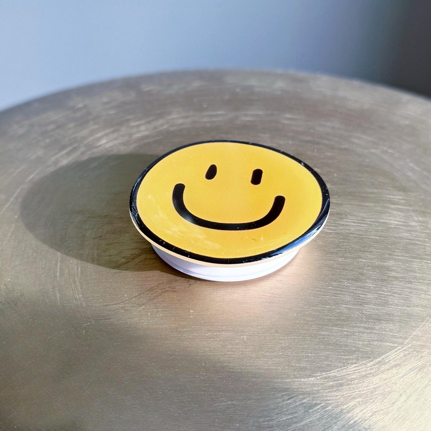 Retro Smiley Face Phone Grip Fun PopSocket & Stand