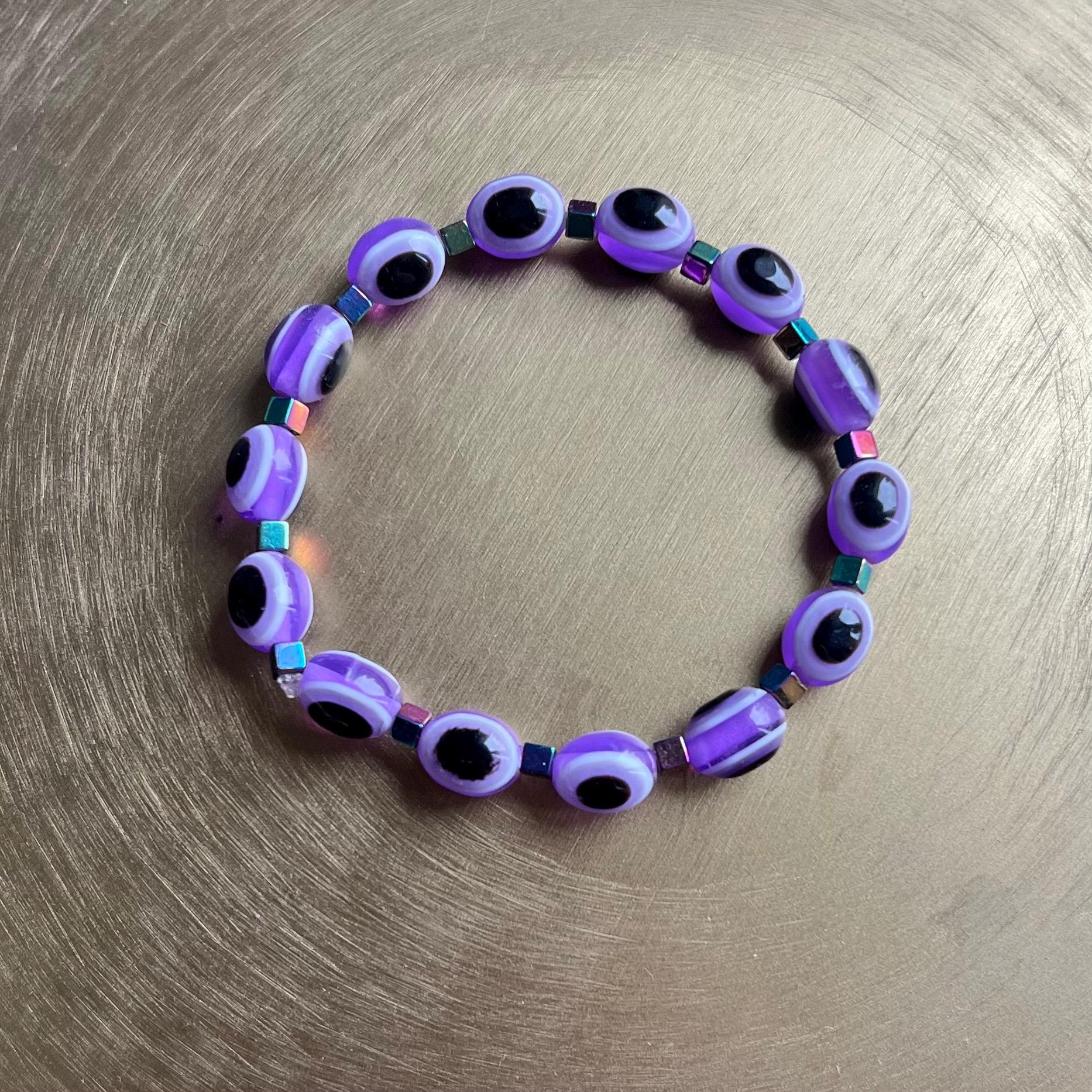 Purple evil eye protection bracelet with gemstones - Eclipse design"

