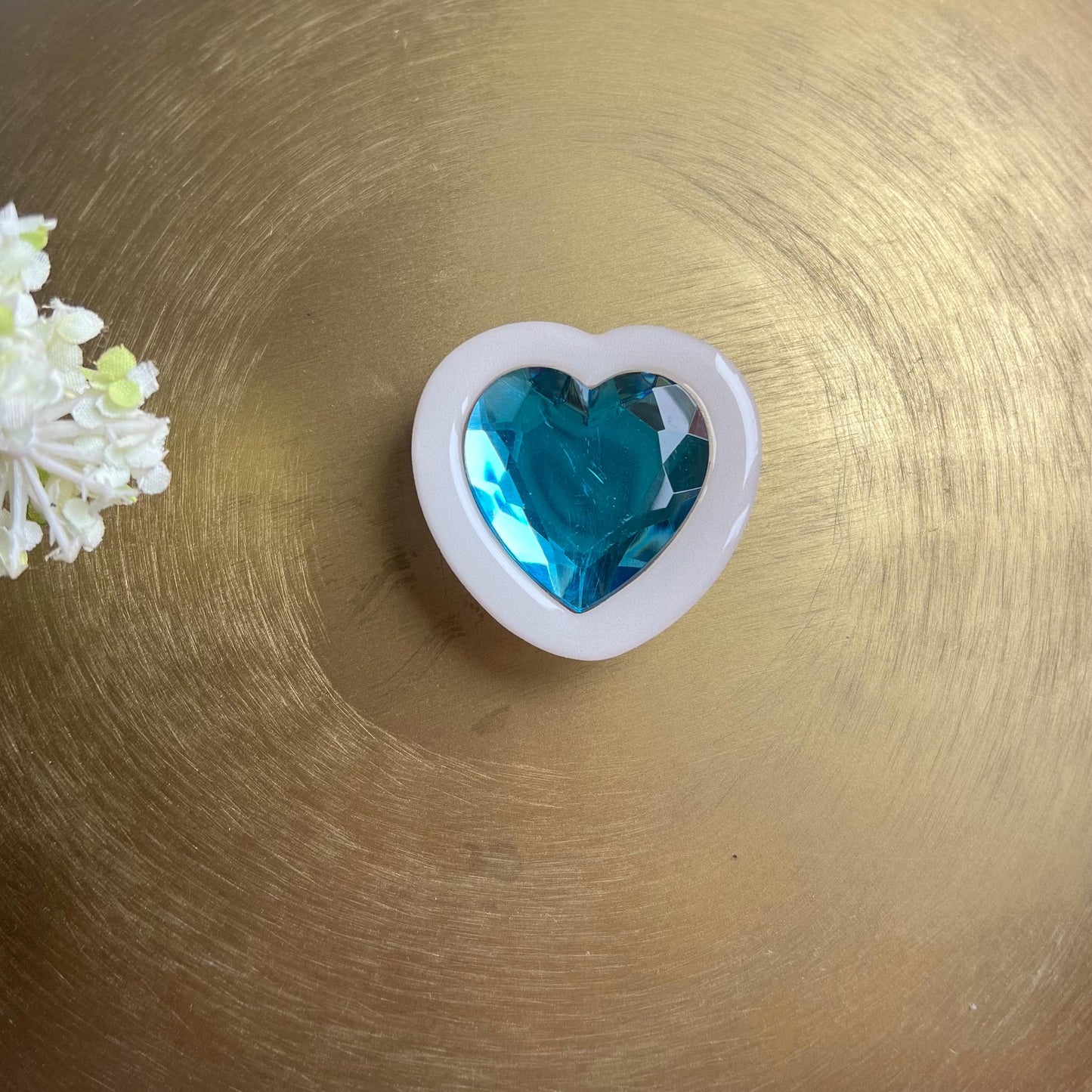 Diamond Rhinestone Heart Phone Grip